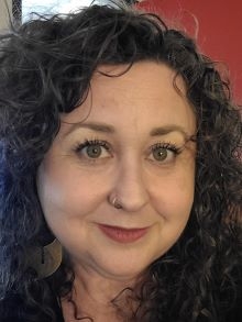 Laura Aspinall Photo